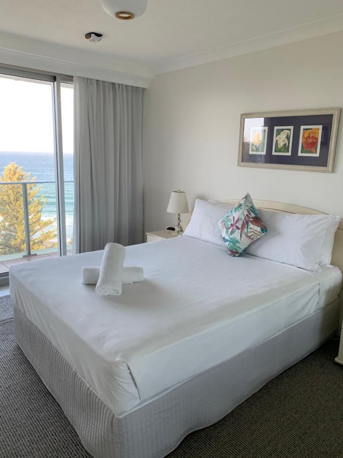 Pacific Regis Beachfront Holiday Apartments Gold Coast Buitenkant foto