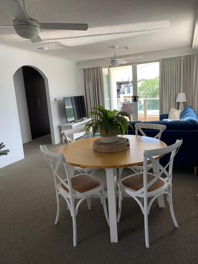 Pacific Regis Beachfront Holiday Apartments Gold Coast Buitenkant foto