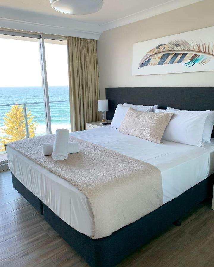 Pacific Regis Beachfront Holiday Apartments Gold Coast Buitenkant foto