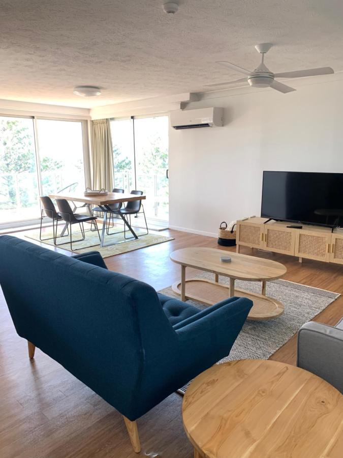 Pacific Regis Beachfront Holiday Apartments Gold Coast Buitenkant foto