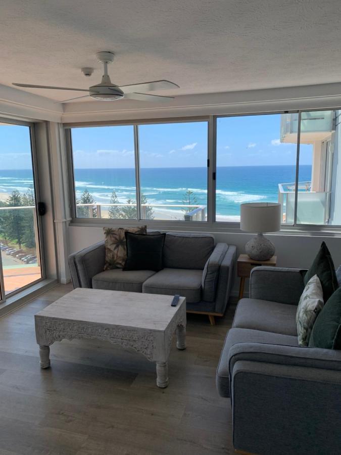 Pacific Regis Beachfront Holiday Apartments Gold Coast Buitenkant foto