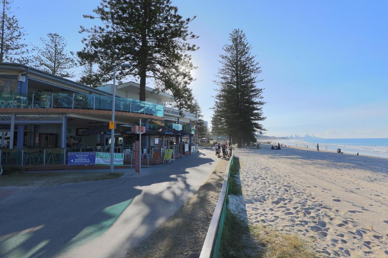 Pacific Regis Beachfront Holiday Apartments Gold Coast Buitenkant foto
